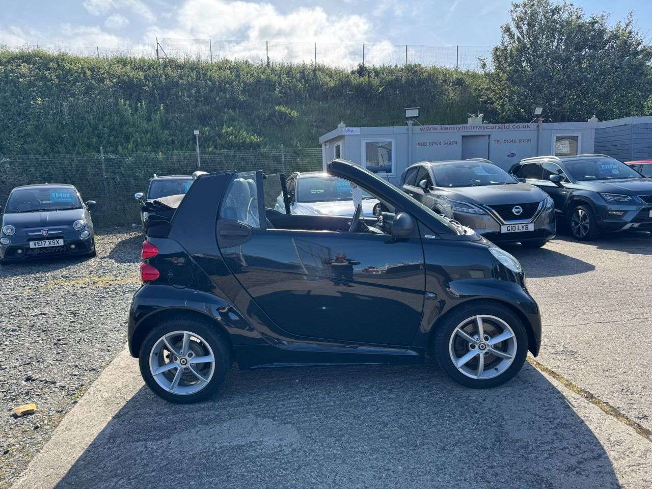 A 2012 SMART FORTWO 1.0 MHD Pulse Cabriolet 2dr Petrol SoftTouch Euro 5 (s/s) (71 bhp) A 2012 SMART FORTWO 1.0 MHD Pulse Cabriolet 2dr Petrol SoftTouch Euro 5 (s/s) (71 bhp)