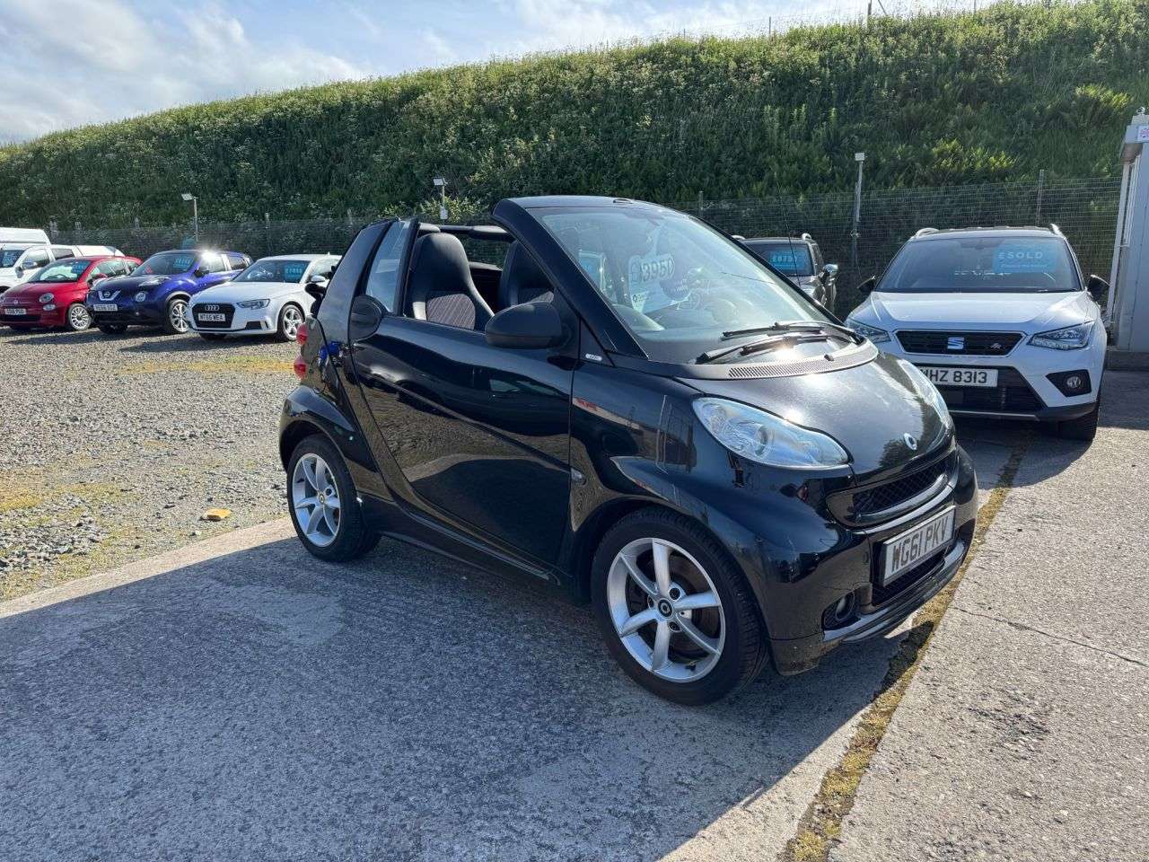 A 2012 SMART FORTWO 1.0 MHD Pulse Cabriolet 2dr Petrol SoftTouch Euro 5 (s/s) (71 bhp) A 2012 SMART FORTWO 1.0 MHD Pulse Cabriolet 2dr Petrol SoftTouch Euro 5 (s/s) (71 bhp)