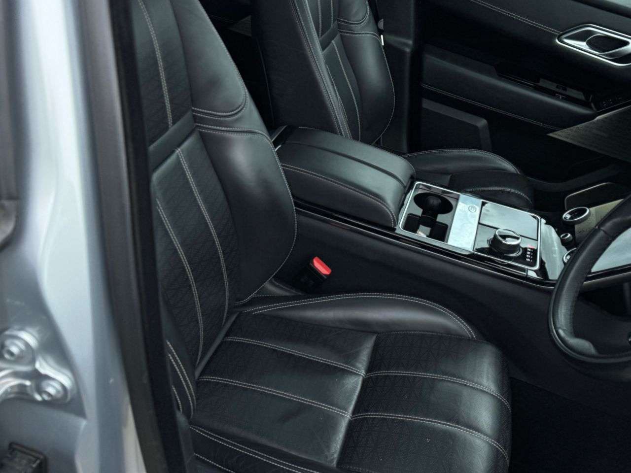 2019 LAND ROVER RANGE ROVER VELAR 2019 LAND ROVER RANGE ROVER VELAR
