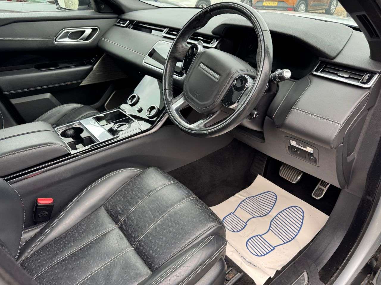 2019 LAND ROVER RANGE ROVER VELAR 2019 LAND ROVER RANGE ROVER VELAR