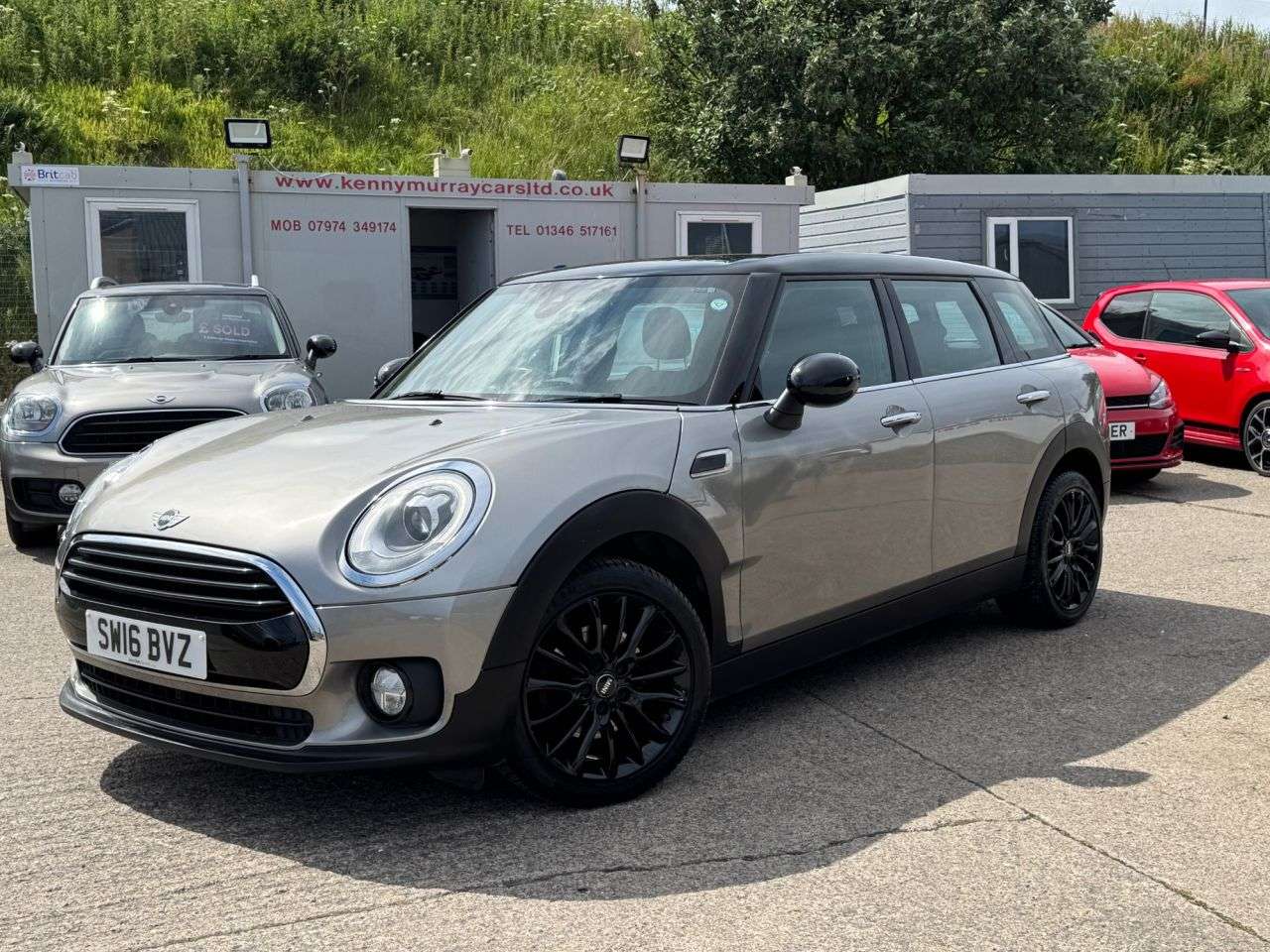 A 2016 MINI CLUBMAN 2.0 Cooper D Estate 6dr Diesel Manual Euro 6 (s/s) (150 ps) A 2016 MINI CLUBMAN 2.0 Cooper D Estate 6dr Diesel Manual Euro 6 (s/s) (150 ps)