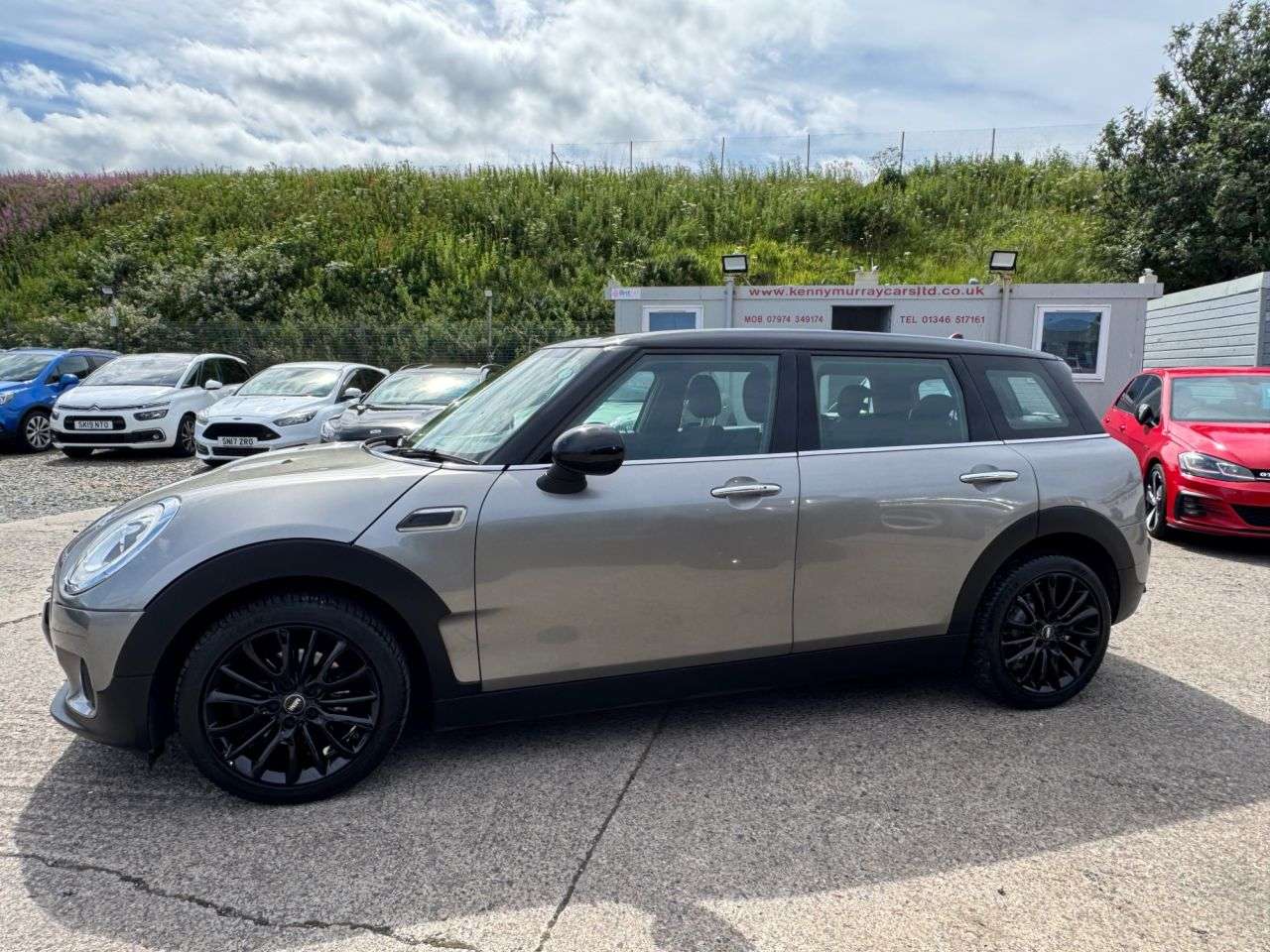 A 2016 MINI CLUBMAN 2.0 Cooper D Estate 6dr Diesel Manual Euro 6 (s/s) (150 ps) A 2016 MINI CLUBMAN 2.0 Cooper D Estate 6dr Diesel Manual Euro 6 (s/s) (150 ps)
