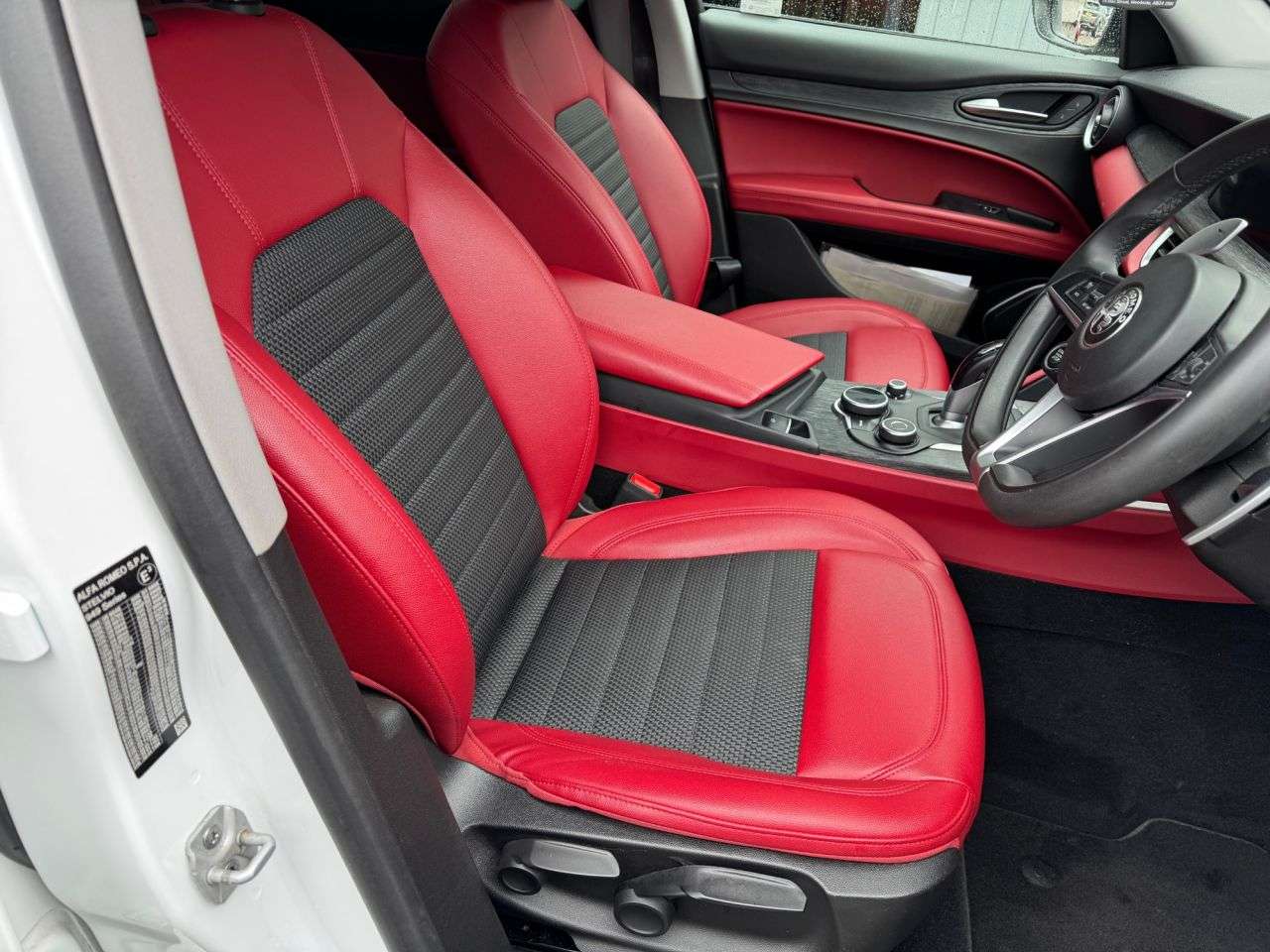 2020 ALFA ROMEO STELVIO 2020 ALFA ROMEO STELVIO