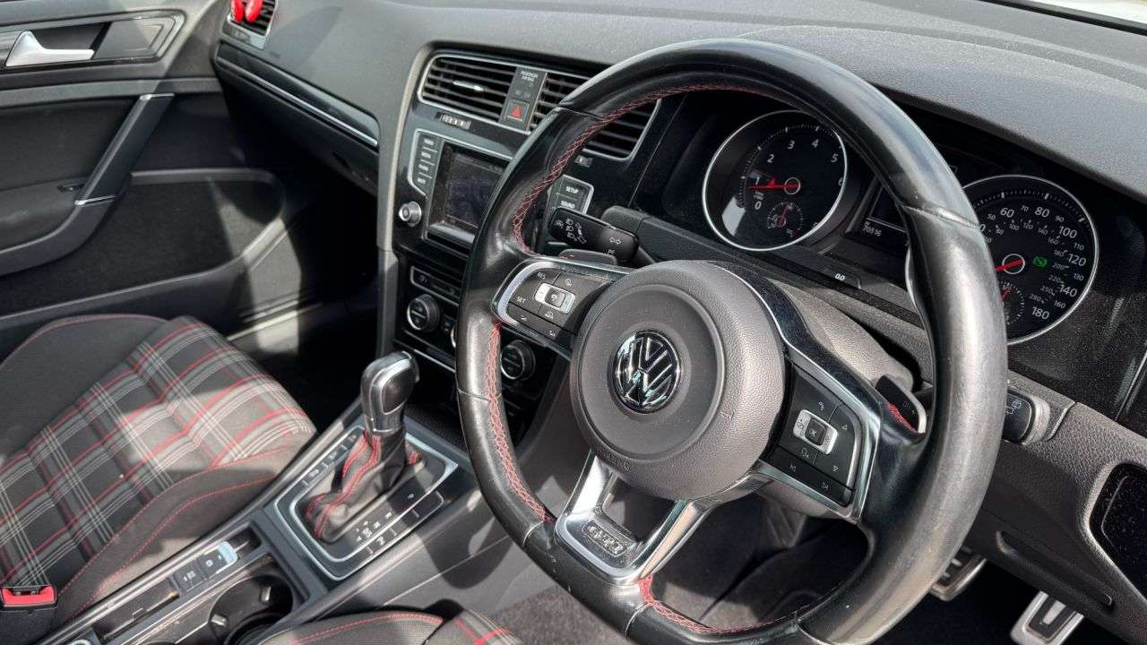 2015 VOLKSWAGEN GOLF 2015 VOLKSWAGEN GOLF