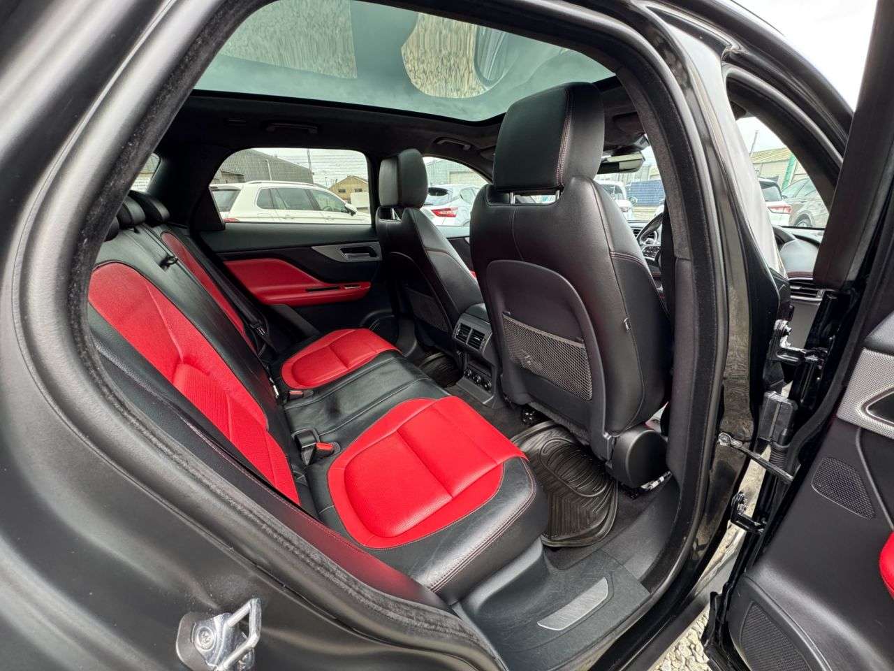 2020 JAGUAR F-PACE 2020 JAGUAR F-PACE