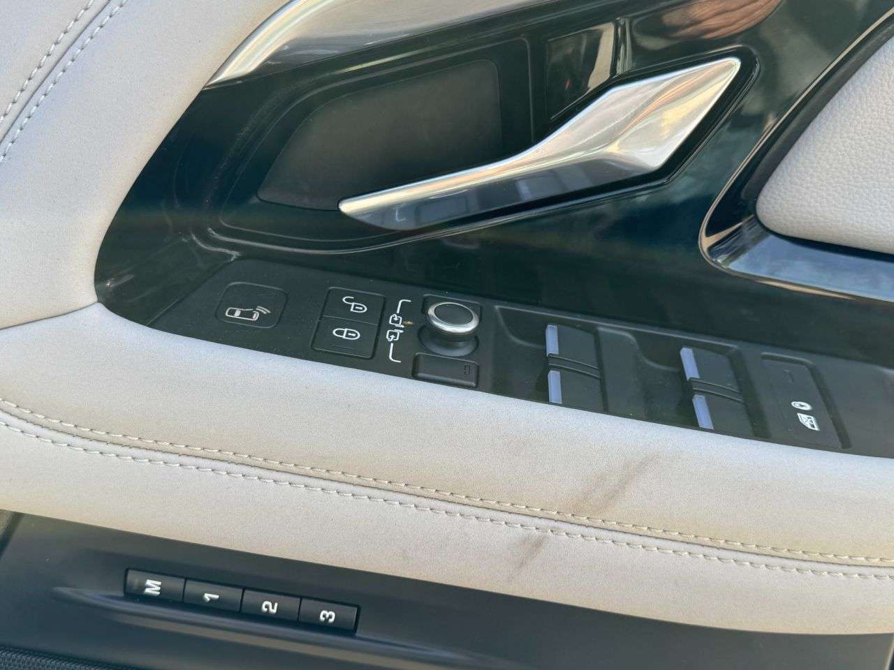 2019 LAND ROVER RANGE ROVER EVOQUE 2019 LAND ROVER RANGE ROVER EVOQUE