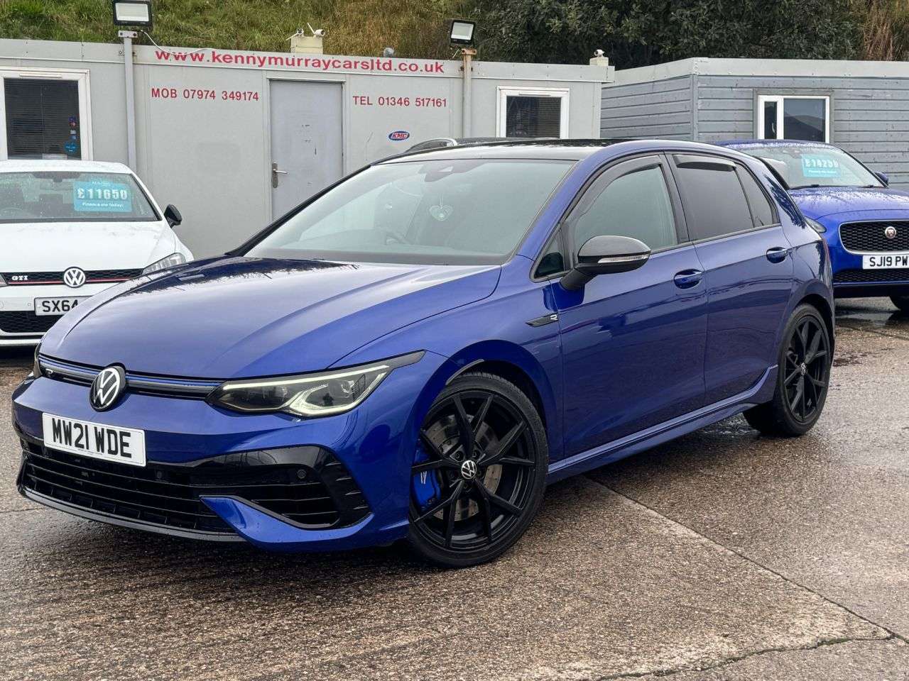 A 2021 VOLKSWAGEN GOLF 2.0 TSI R Hatchback 5dr Petrol DSG 4Motion Euro 6 (s/s) (320 ps) A 2021 VOLKSWAGEN GOLF 2.0 TSI R Hatchback 5dr Petrol DSG 4Motion Euro 6 (s/s) (320 ps)