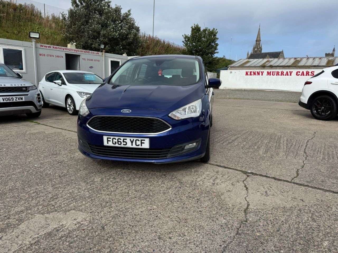 A 2015 FORD C-MAX 1.0T EcoBoost Zetec MPV 5dr Petrol Manual Euro 6 (s/s) (100 ps) A 2015 FORD C-MAX 1.0T EcoBoost Zetec MPV 5dr Petrol Manual Euro 6 (s/s) (100 ps)