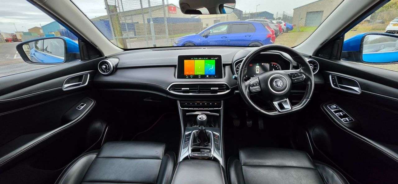 A 2020 MG MG HS 1.5 T-GDI Excite SUV 5dr Petrol Manual Euro 6 (s/s) (162 ps) A 2020 MG MG HS 1.5 T-GDI Excite SUV 5dr Petrol Manual Euro 6 (s/s) (162 ps)