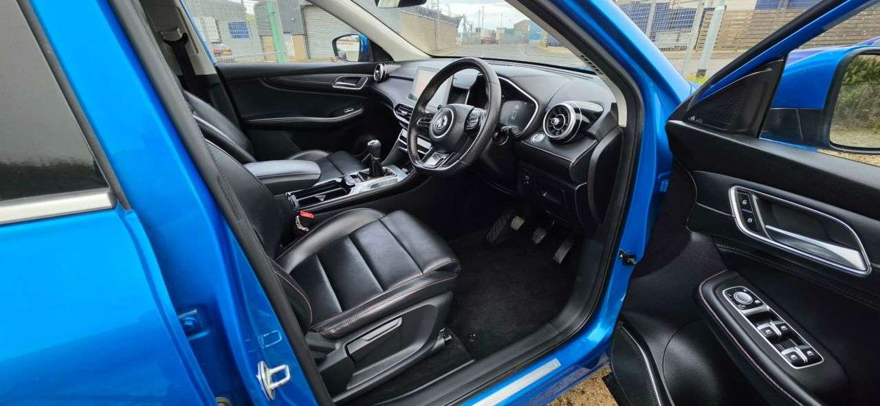 A 2020 MG MG HS 1.5 T-GDI Excite SUV 5dr Petrol Manual Euro 6 (s/s) (162 ps) A 2020 MG MG HS 1.5 T-GDI Excite SUV 5dr Petrol Manual Euro 6 (s/s) (162 ps)