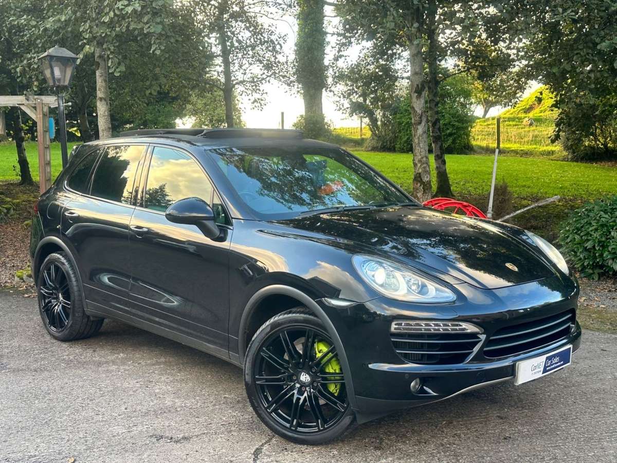 Check out this Porsche Cayenne 2012 Diesel Automatic