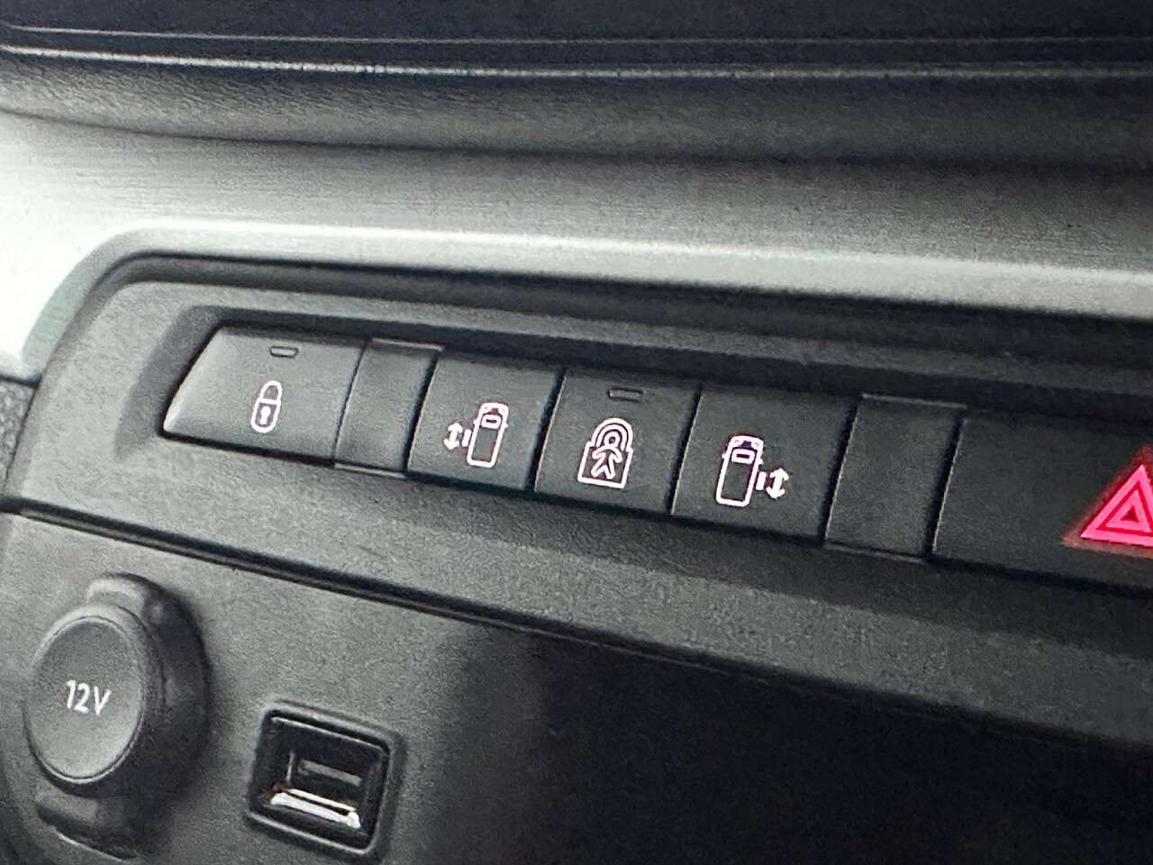 2019 PEUGEOT TRAVELLER 2019 PEUGEOT TRAVELLER