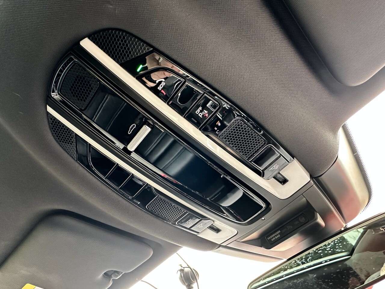 2021 PORSCHE CAYENNE E HYBRID 2021 PORSCHE CAYENNE E HYBRID