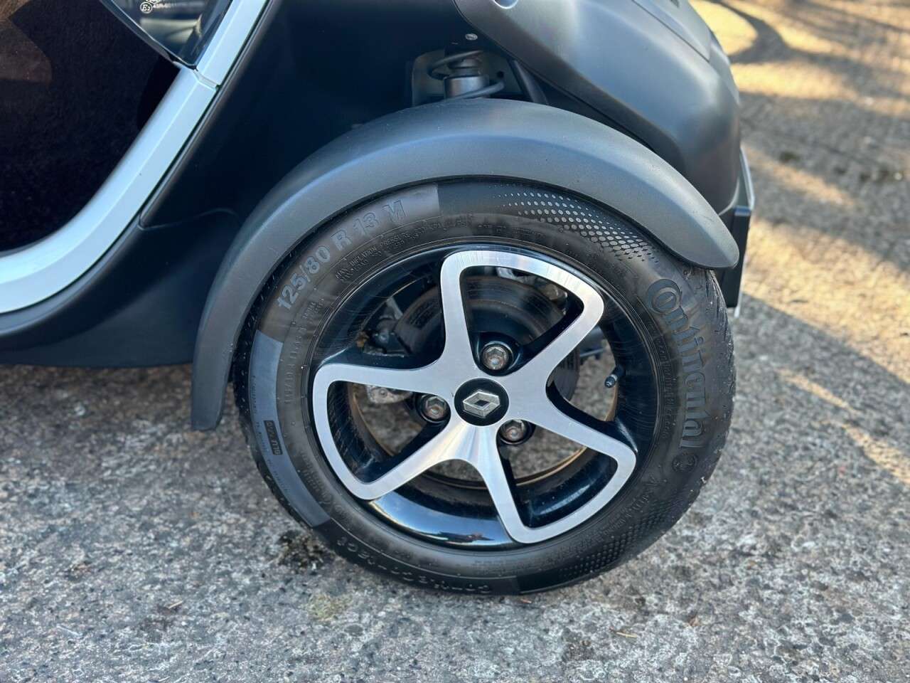 2024 RENAULT TWIZY 2024 RENAULT TWIZY