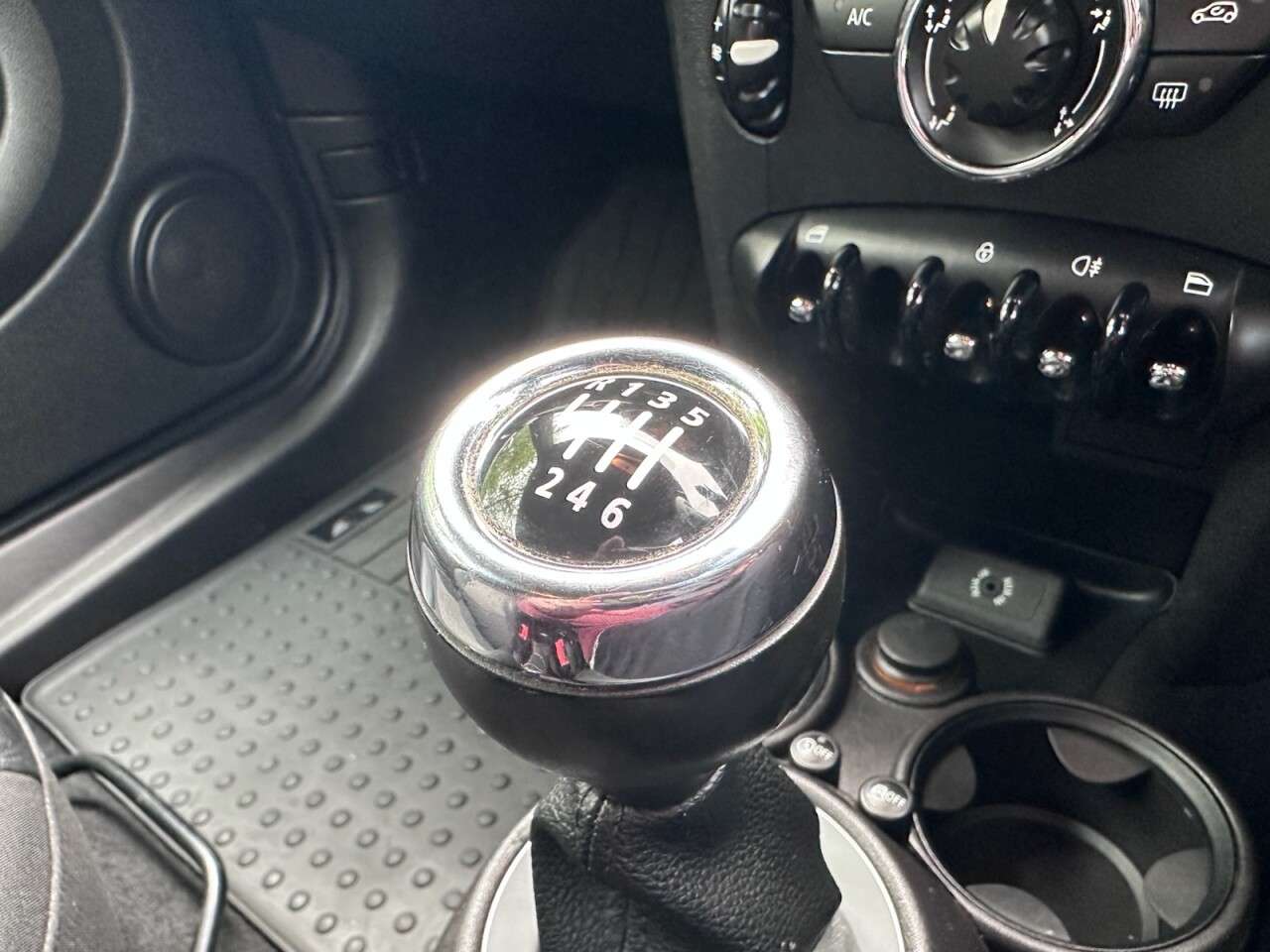 2013 MINI MINI CLUBVAN 2013 MINI MINI CLUBVAN