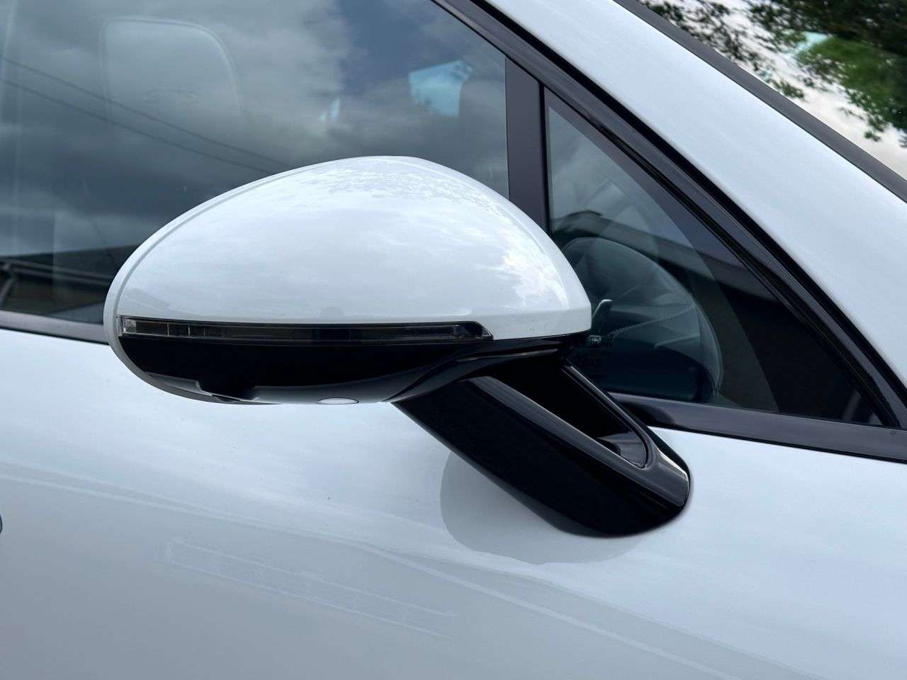 A null PORSCHE MACAN 2.9T V6 GTS SUV 5dr Petrol PDK 4WD Euro 6 (s/s) (440 ps) A null PORSCHE MACAN 2.9T V6 GTS SUV 5dr Petrol PDK 4WD Euro 6 (s/s) (440 ps)