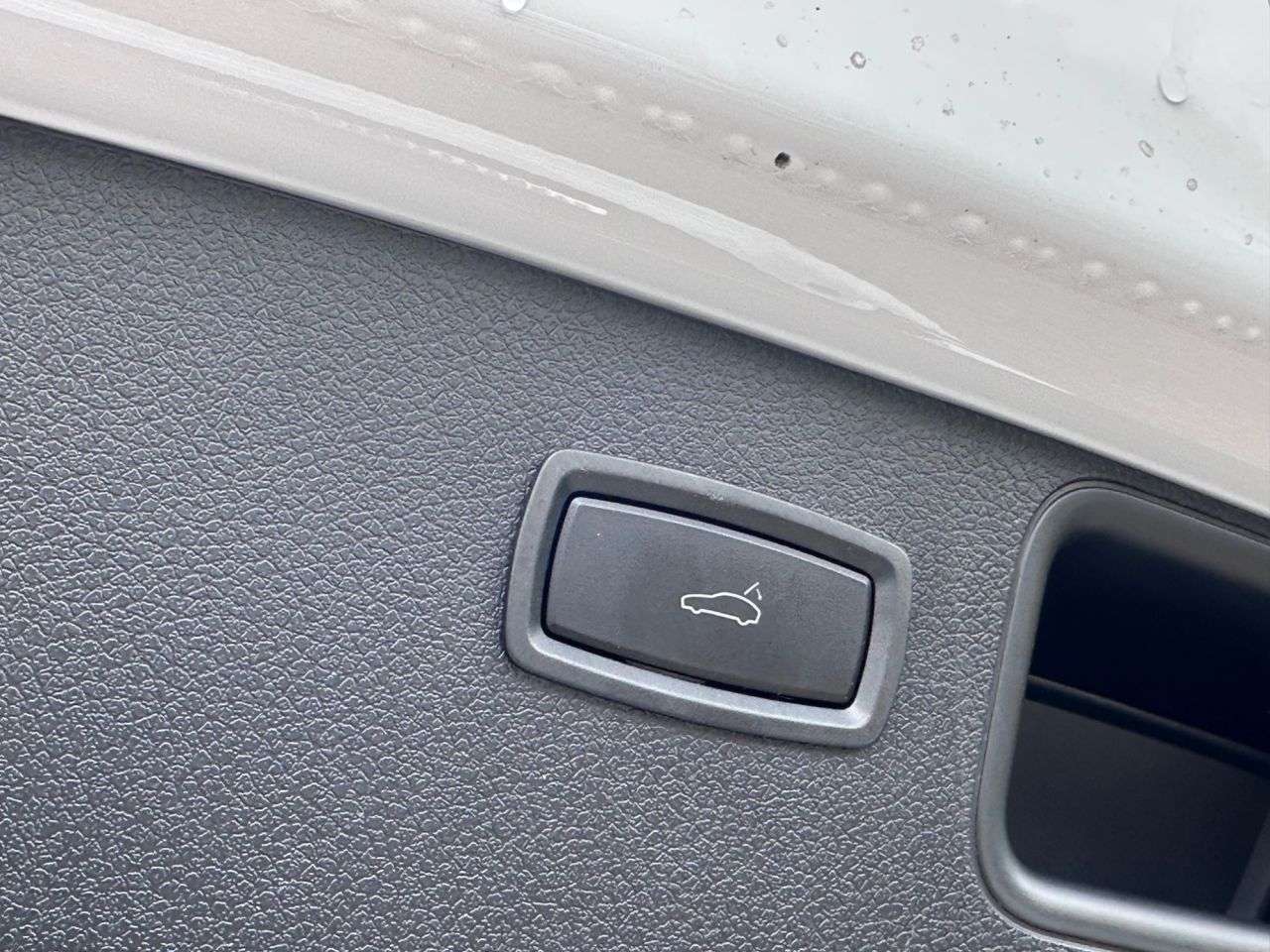 2023 PORSCHE MACAN 2023 PORSCHE MACAN