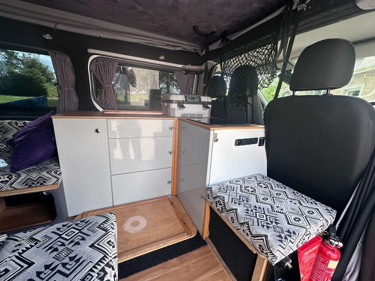 A null RENAULT TRAFIC 1.6 dci Camper Van Conversion LWB A null RENAULT TRAFIC 1.6 dci Camper Van Conversion LWB