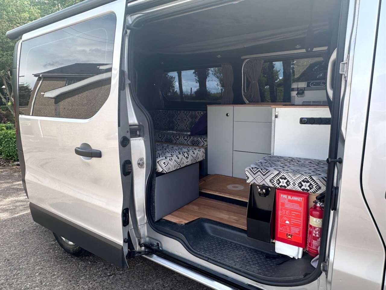 null RENAULT TRAFIC null RENAULT TRAFIC