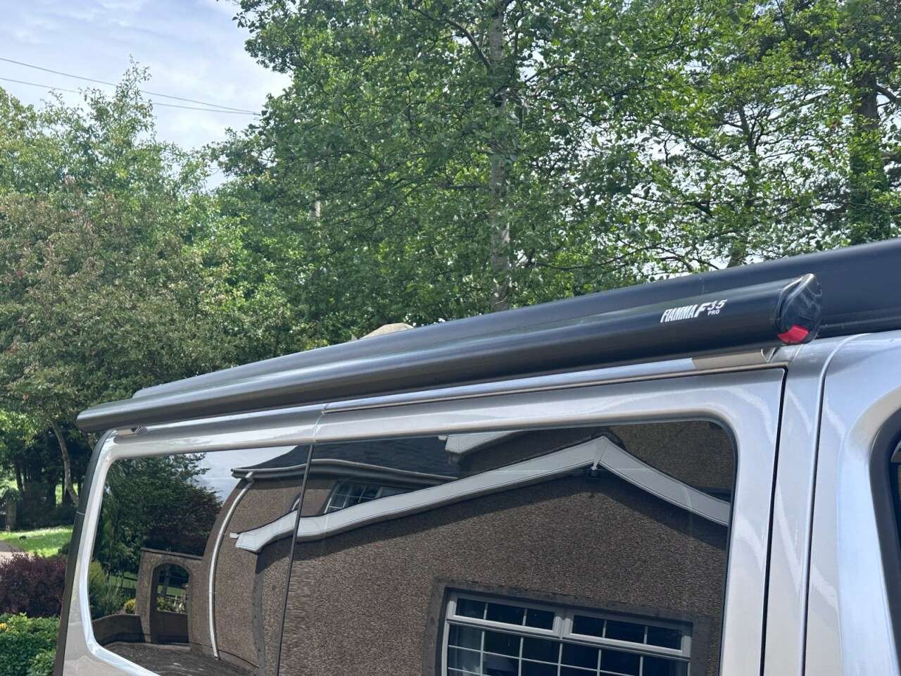 null RENAULT TRAFIC null RENAULT TRAFIC