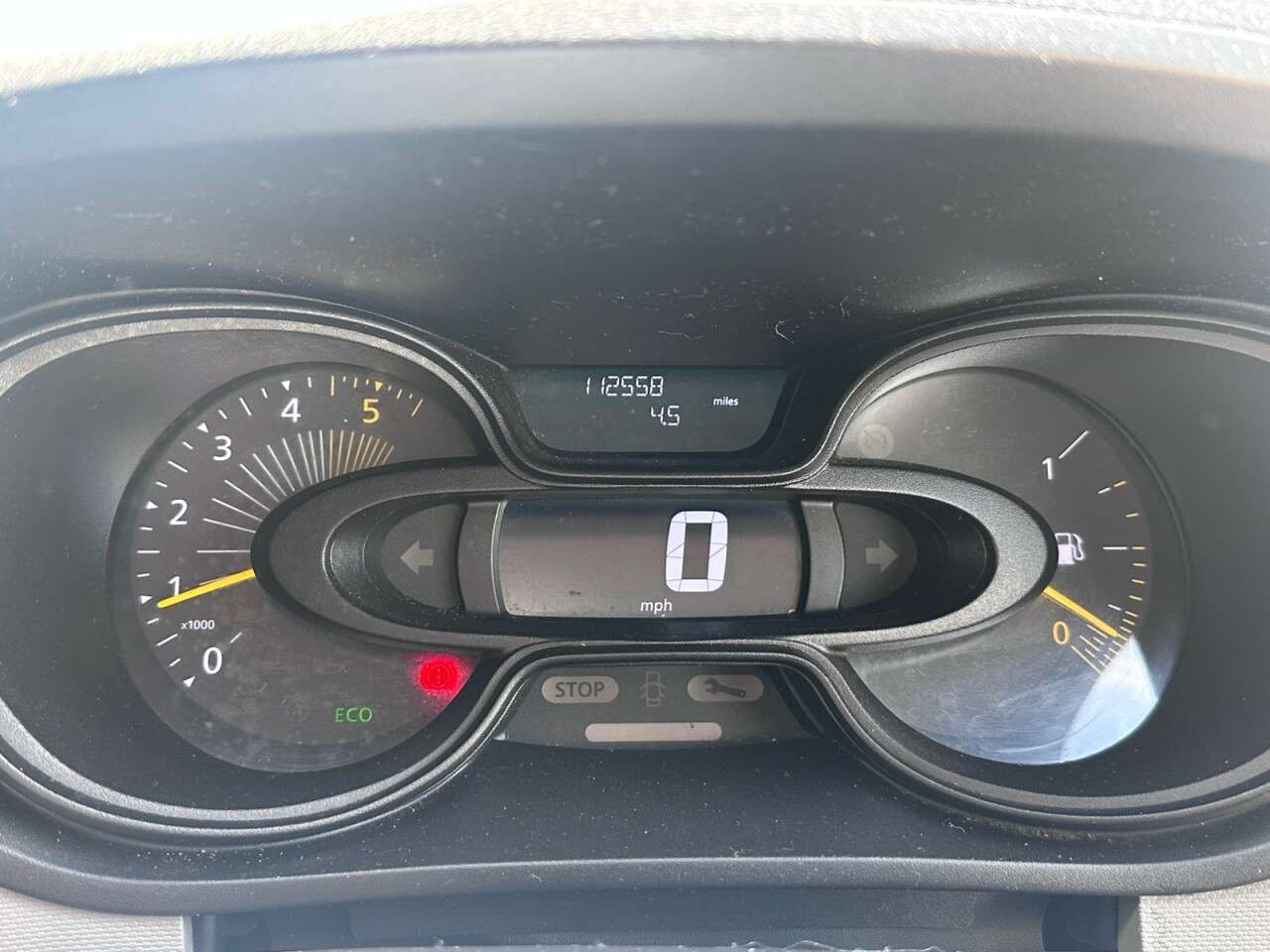 null RENAULT TRAFIC null RENAULT TRAFIC