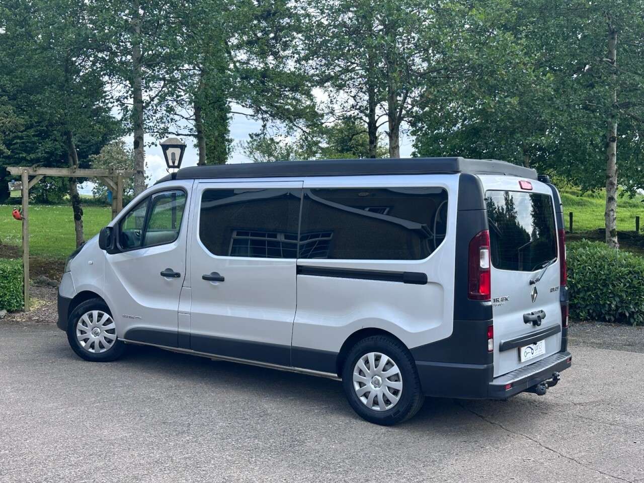 null RENAULT TRAFIC null RENAULT TRAFIC