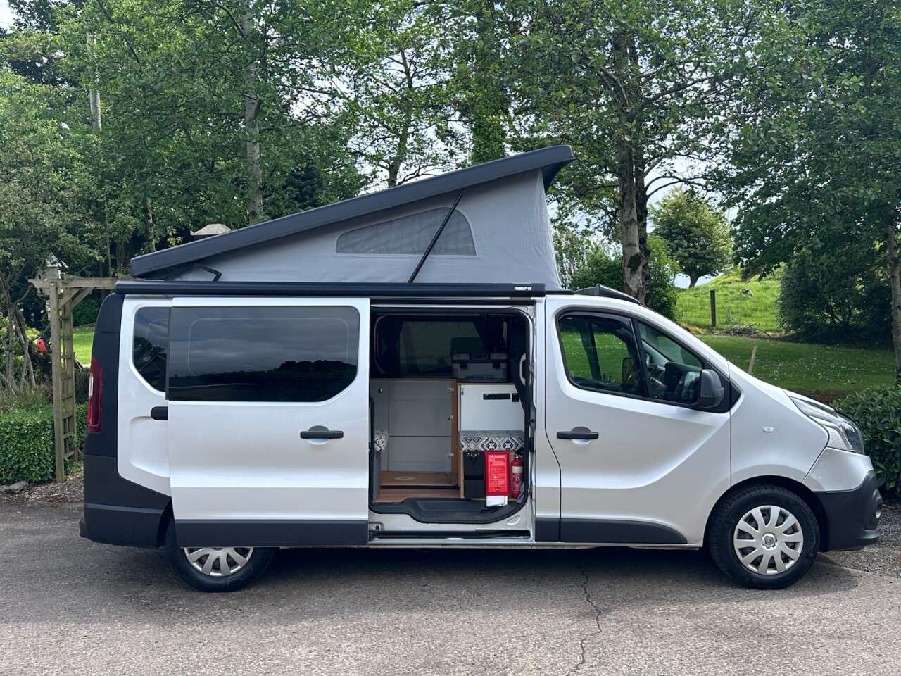 null RENAULT TRAFIC null RENAULT TRAFIC