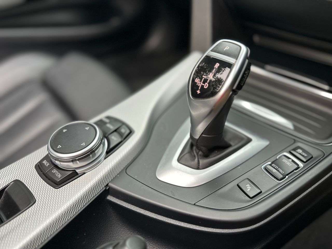 A 2015 BMW 4 SERIES 420D M SPORT A 2015 BMW 4 SERIES 420D M SPORT