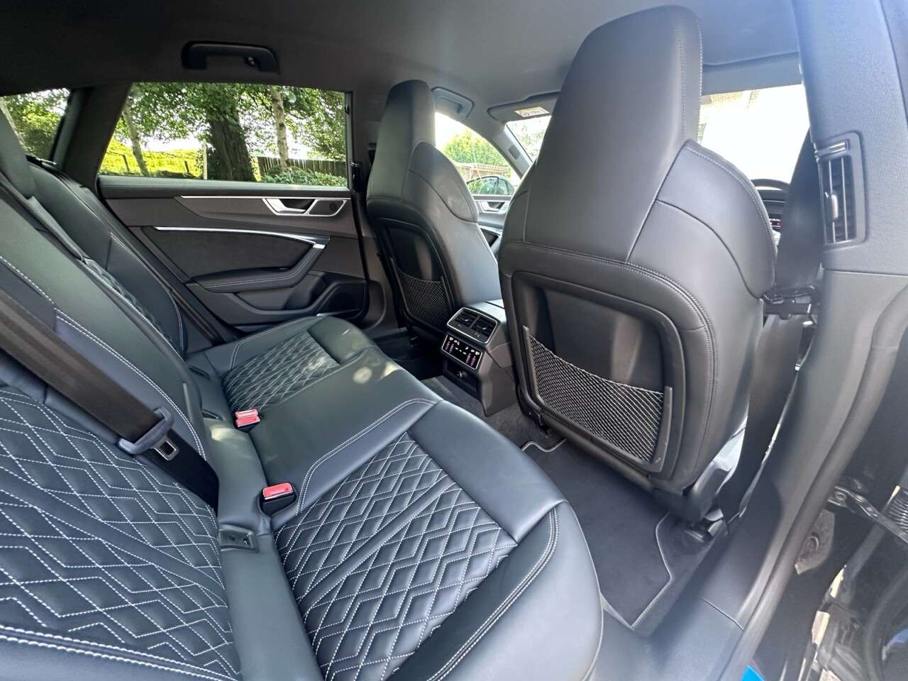 null AUDI S7 null AUDI S7