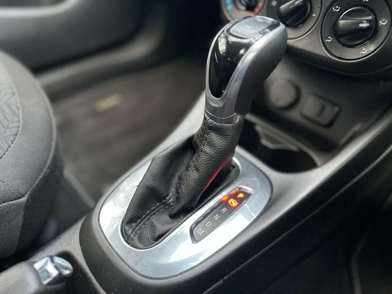 A null VAUXHALL CORSA 1.4i ecoTEC Energy Hatchback 3dr Petrol Easytronic Euro 6 (s/s) (a/c) (90 p A null VAUXHALL CORSA 1.4i ecoTEC Energy Hatchback 3dr Petrol Easytronic Euro 6 (s/s) (a/c) (90 p