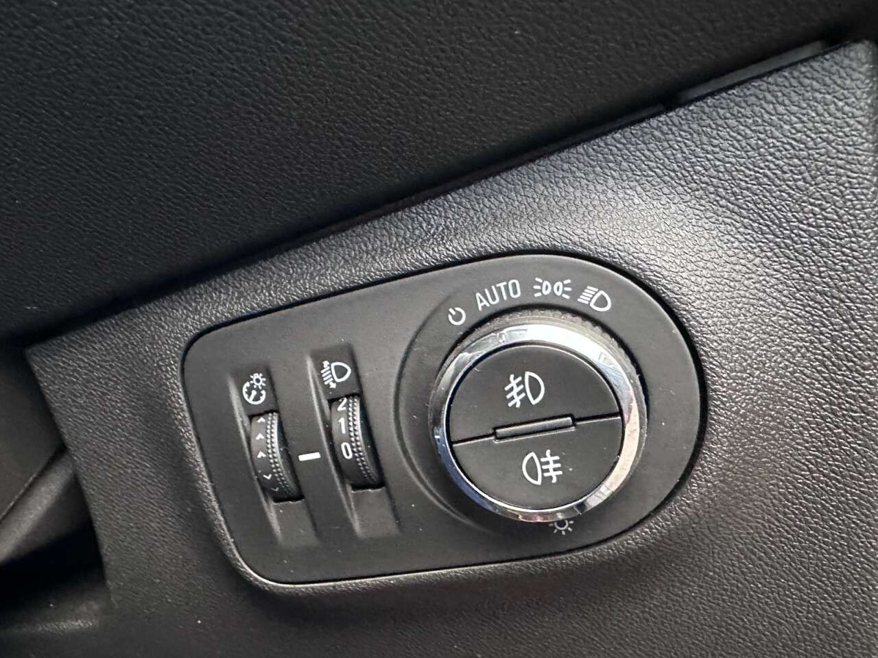 2018 VAUXHALL CORSA 2018 VAUXHALL CORSA