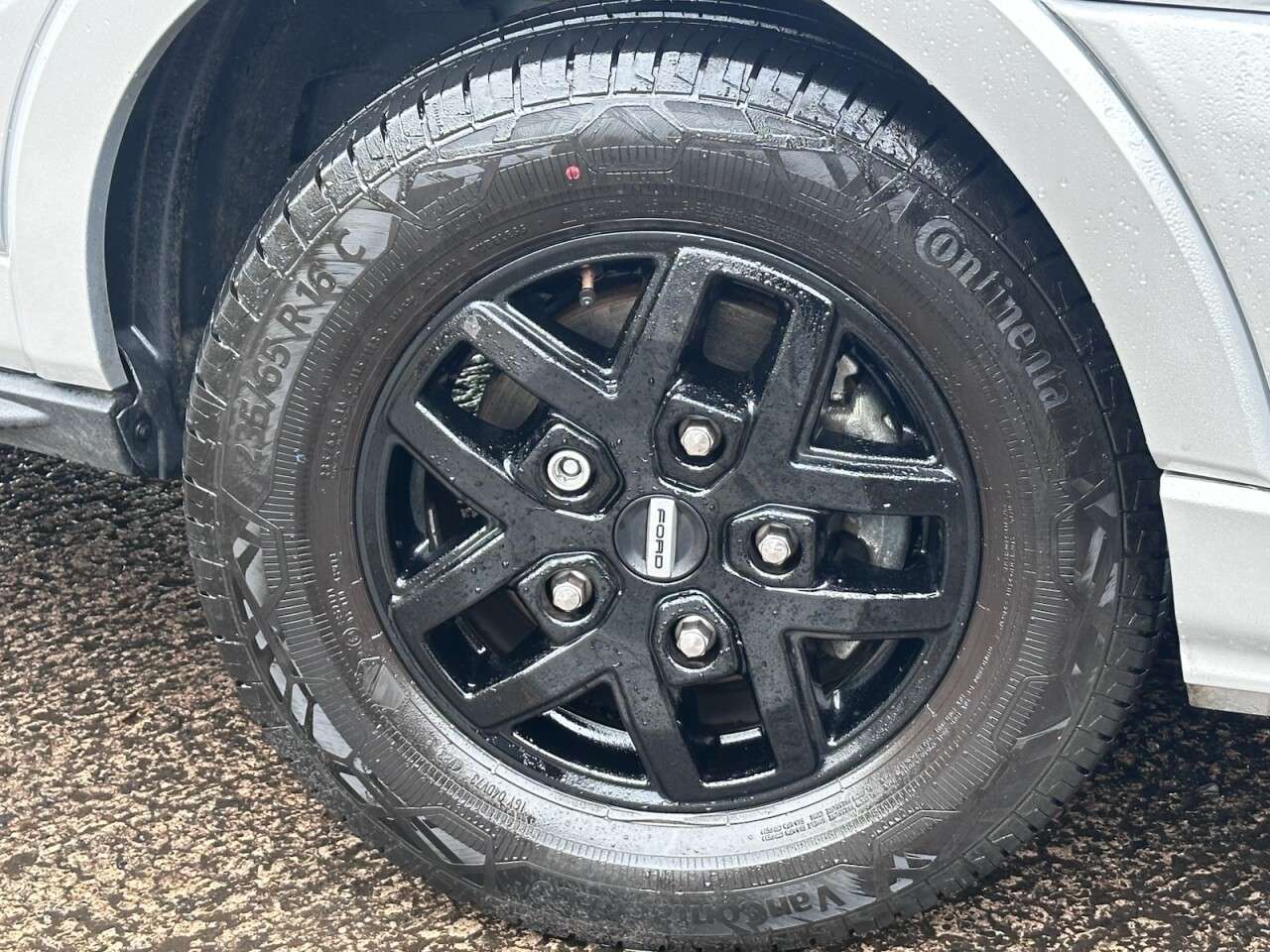 A null FORD TRANSIT Roller Team Auto Roller 746 6 berth (5 seatbelts) Motorhome A null FORD TRANSIT Roller Team Auto Roller 746 6 berth (5 seatbelts) Motorhome