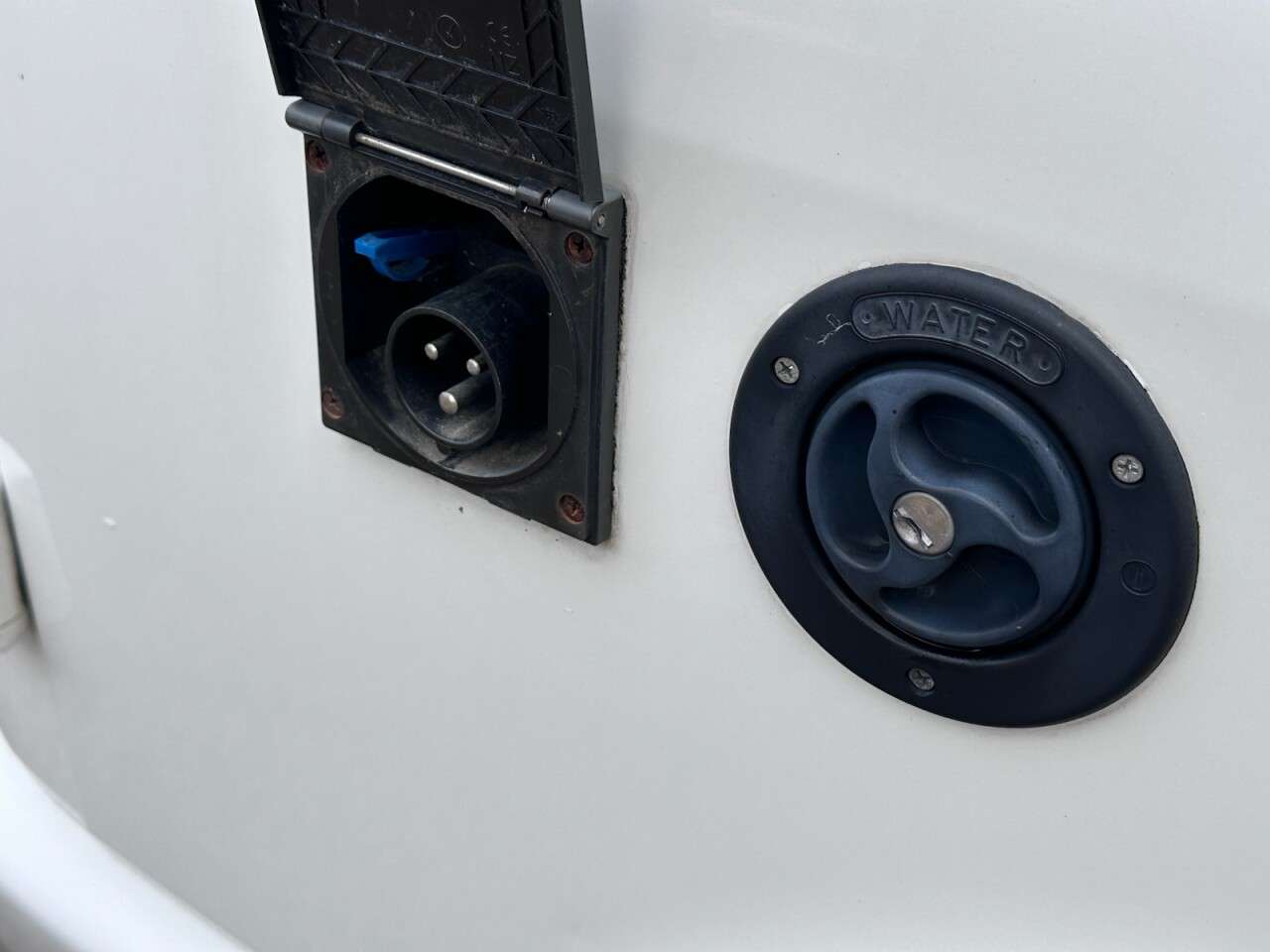 A null VOLKSWAGEN TRANSPORTER 2.0 TDI T28 Camper Van A/C 4 Berth Manual A null VOLKSWAGEN TRANSPORTER 2.0 TDI T28 Camper Van A/C 4 Berth Manual