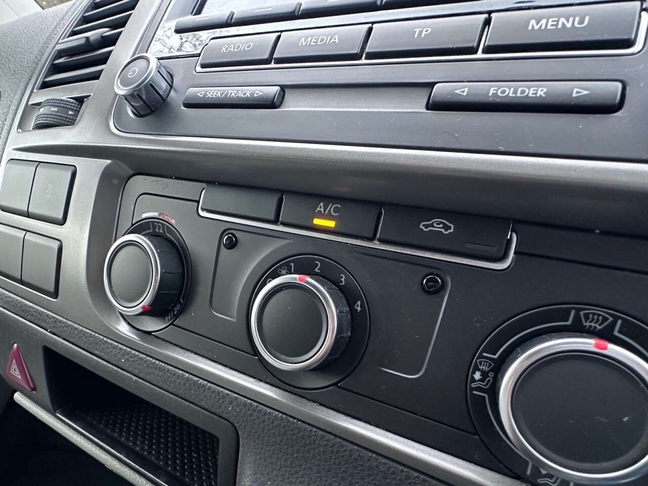 null VOLKSWAGEN TRANSPORTER null VOLKSWAGEN TRANSPORTER