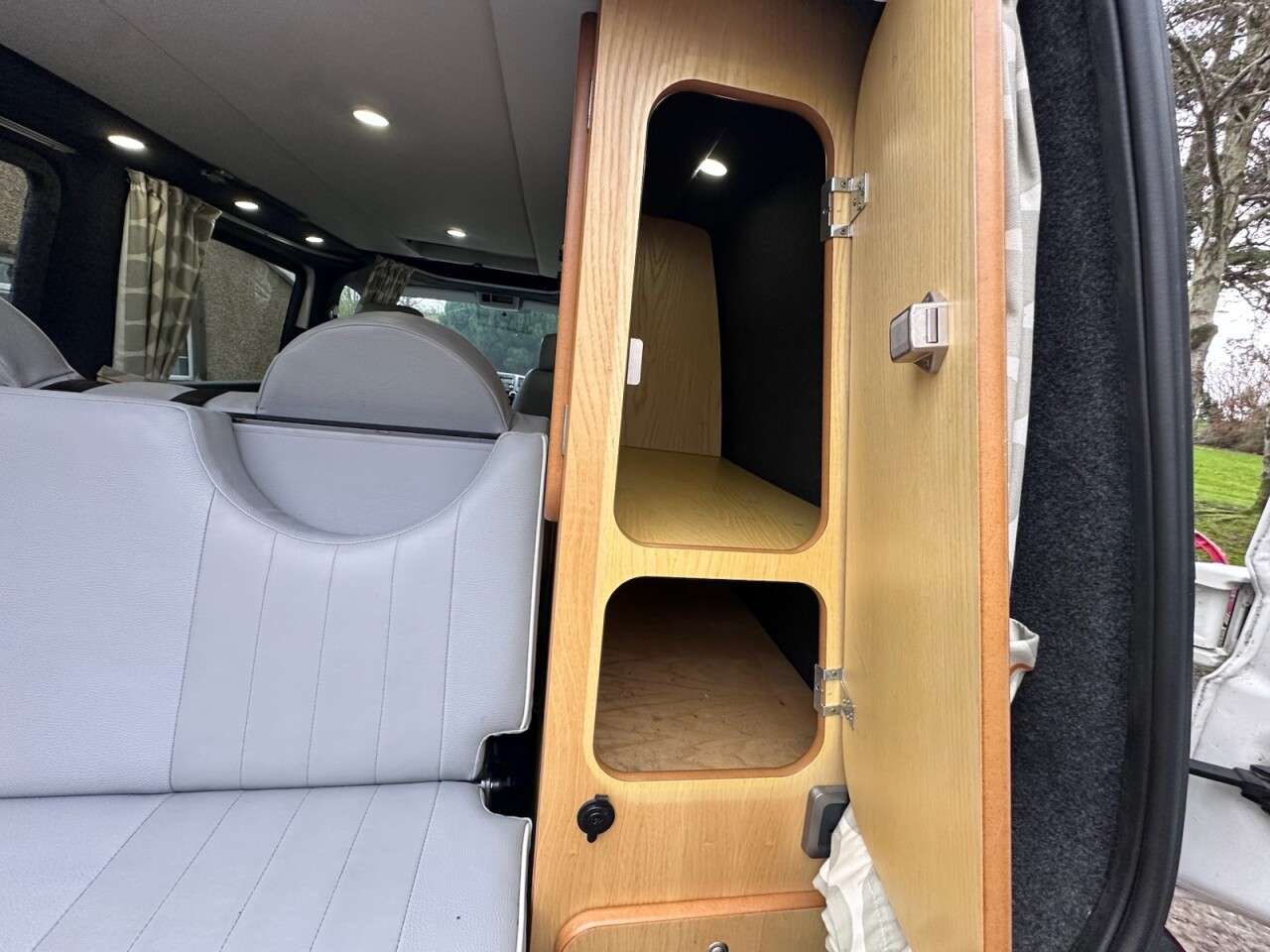 null VOLKSWAGEN TRANSPORTER null VOLKSWAGEN TRANSPORTER