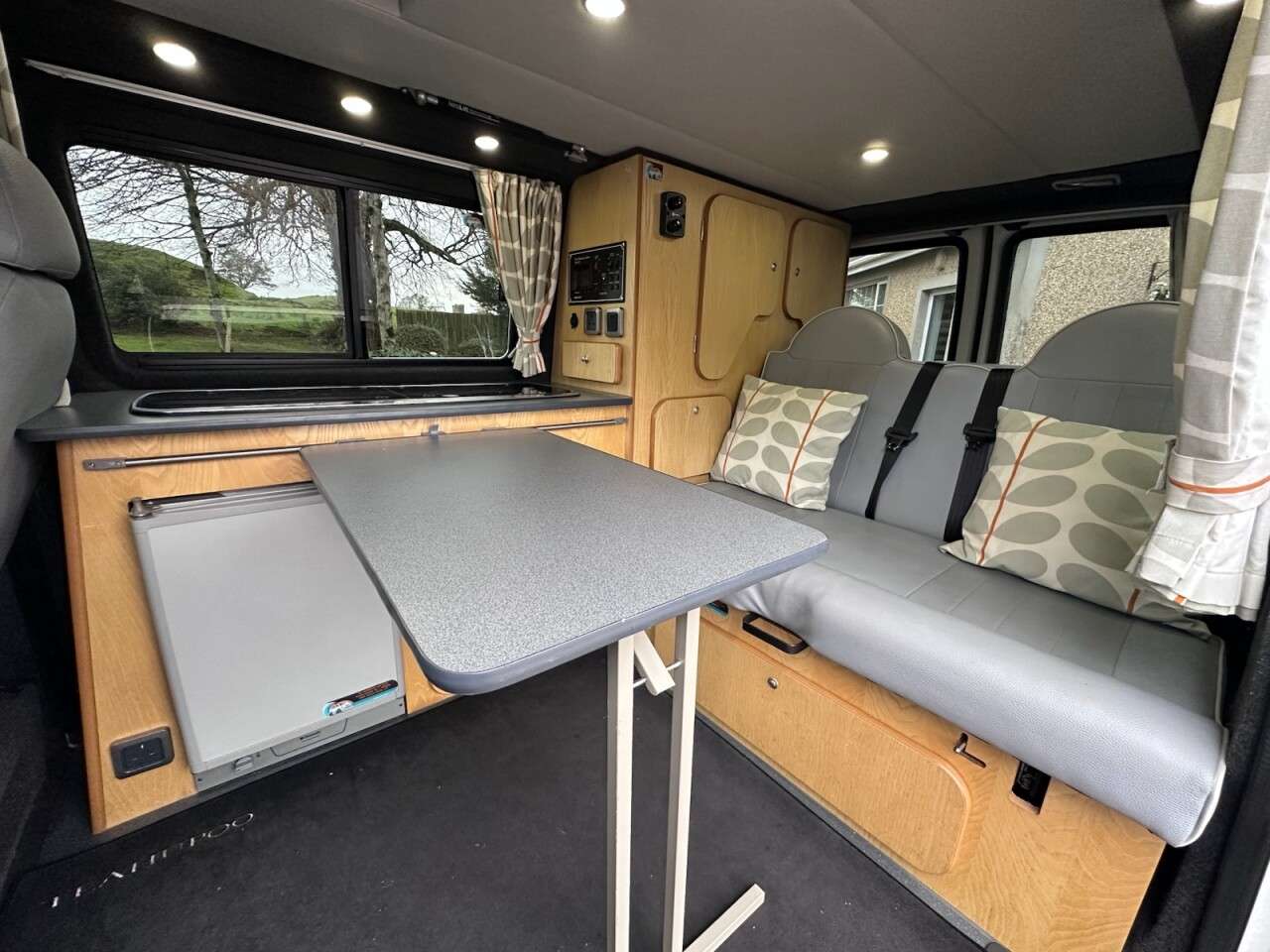 null VOLKSWAGEN TRANSPORTER null VOLKSWAGEN TRANSPORTER