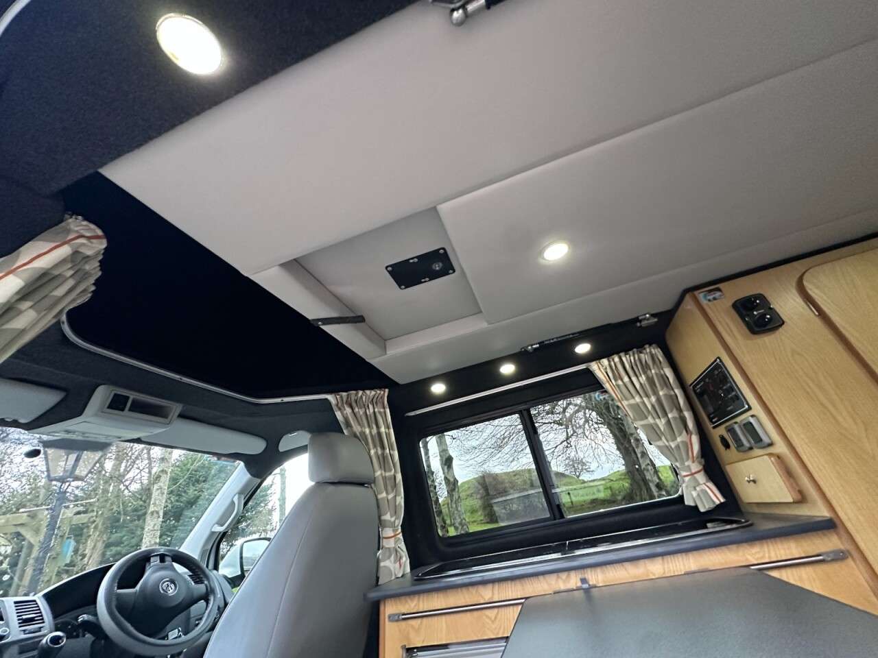 null VOLKSWAGEN TRANSPORTER null VOLKSWAGEN TRANSPORTER