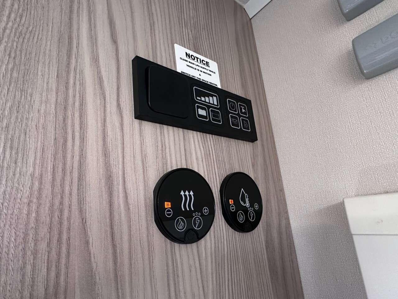 null PEUGEOT null PEUGEOT