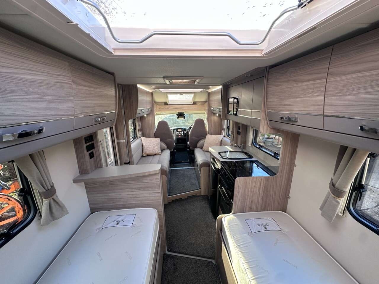 null PEUGEOT null PEUGEOT