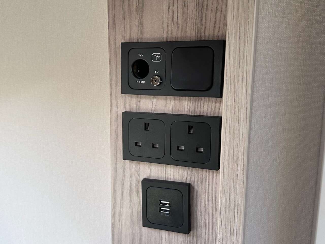 null PEUGEOT null PEUGEOT