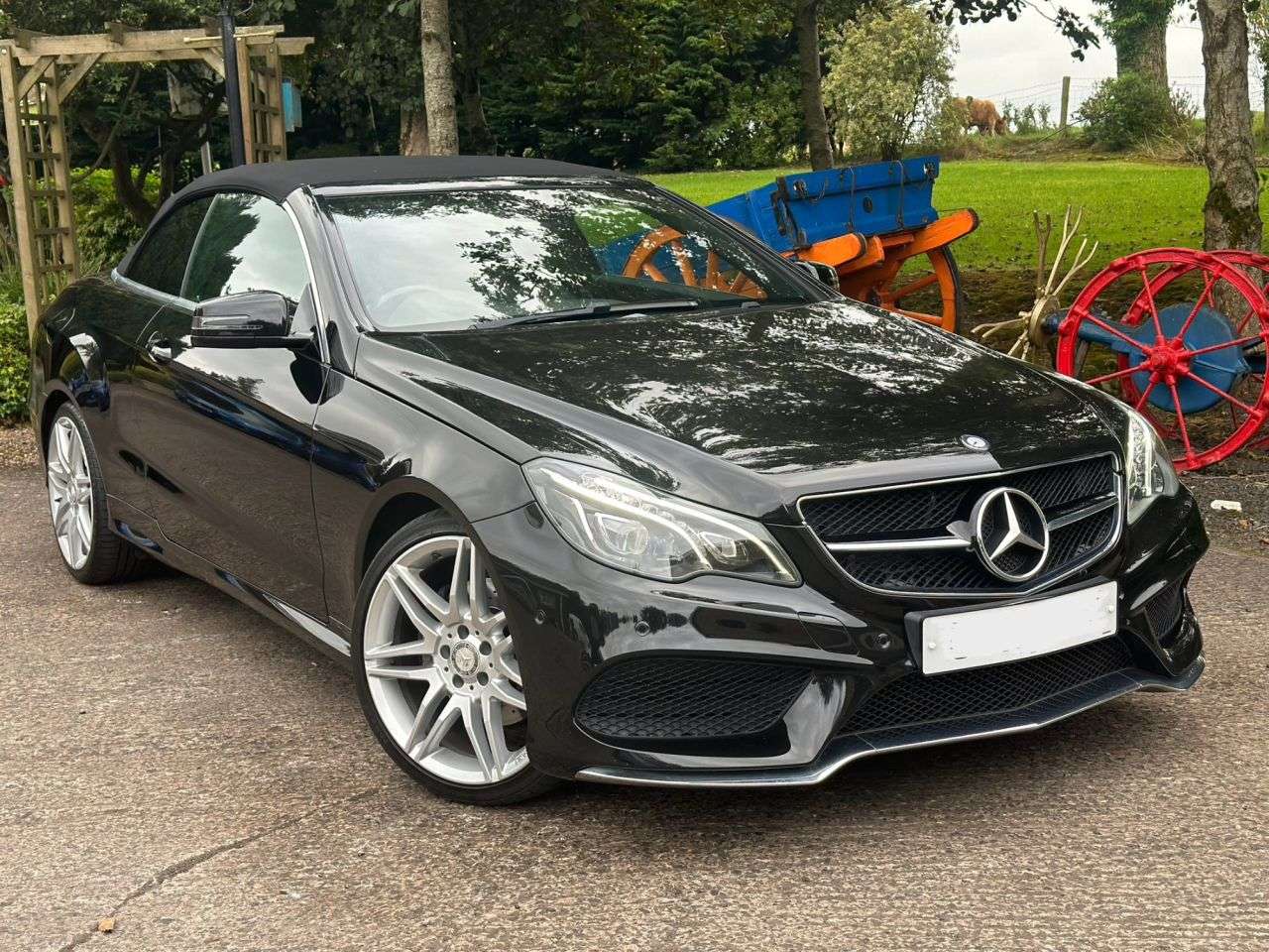 A 2016 MERCEDES-BENZ E-CLASS 3.0 E350d V6 AMG Line Edition Cabriolet 2dr Diesel G-Tronic+ Euro 6 (s/s) ( A 2016 MERCEDES-BENZ E-CLASS 3.0 E350d V6 AMG Line Edition Cabriolet 2dr Diesel G-Tronic+ Euro 6 (s/s) (