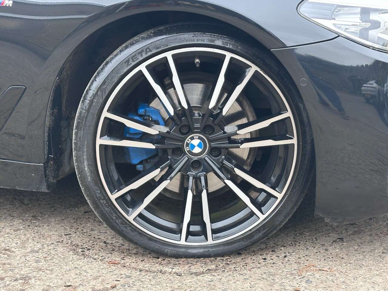 A 2015 BMW 5 SERIES 2.0 520d M Sport Saloon 4dr Diesel Auto Euro 6 (s/s) (190 ps) A 2015 BMW 5 SERIES 2.0 520d M Sport Saloon 4dr Diesel Auto Euro 6 (s/s) (190 ps)