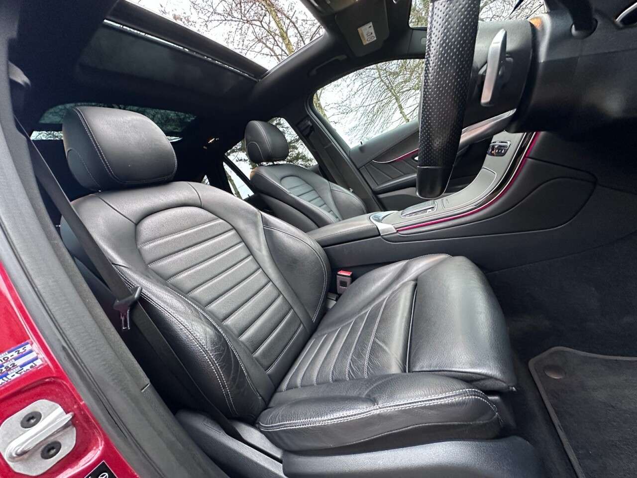 A 2021 MERCEDES-BENZ GLC 2.0 GLC300d AMG Line (Premium Plus) SUV 5dr Diesel G-Tronic+ 4MATIC Euro 6 A 2021 MERCEDES-BENZ GLC 2.0 GLC300d AMG Line (Premium Plus) SUV 5dr Diesel G-Tronic+ 4MATIC Euro 6