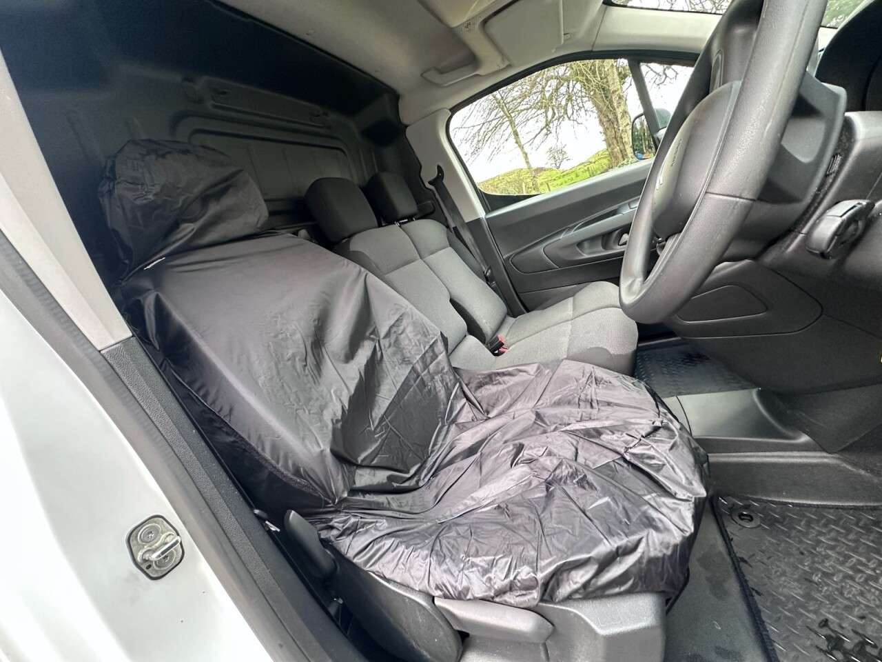 A 2021 CITROEN BERLINGO 1.5 BlueHDi 1000 Enterprise M Panel Van 5dr Diesel Manual SWB Euro 6 (s/s) A 2021 CITROEN BERLINGO 1.5 BlueHDi 1000 Enterprise M Panel Van 5dr Diesel Manual SWB Euro 6 (s/s)