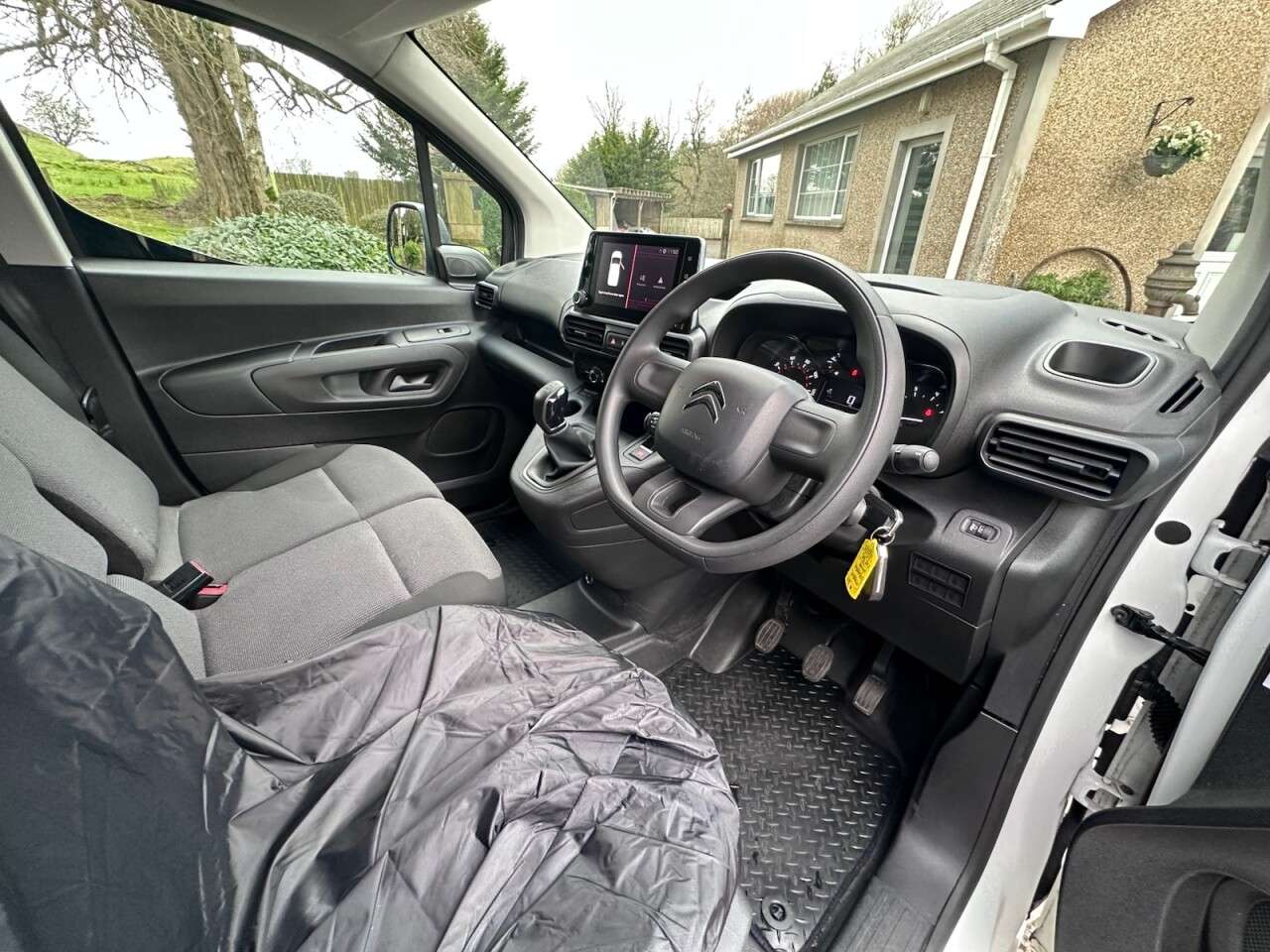 A 2021 CITROEN BERLINGO 1.5 BlueHDi 1000 Enterprise M Panel Van 5dr Diesel Manual SWB Euro 6 (s/s) A 2021 CITROEN BERLINGO 1.5 BlueHDi 1000 Enterprise M Panel Van 5dr Diesel Manual SWB Euro 6 (s/s)