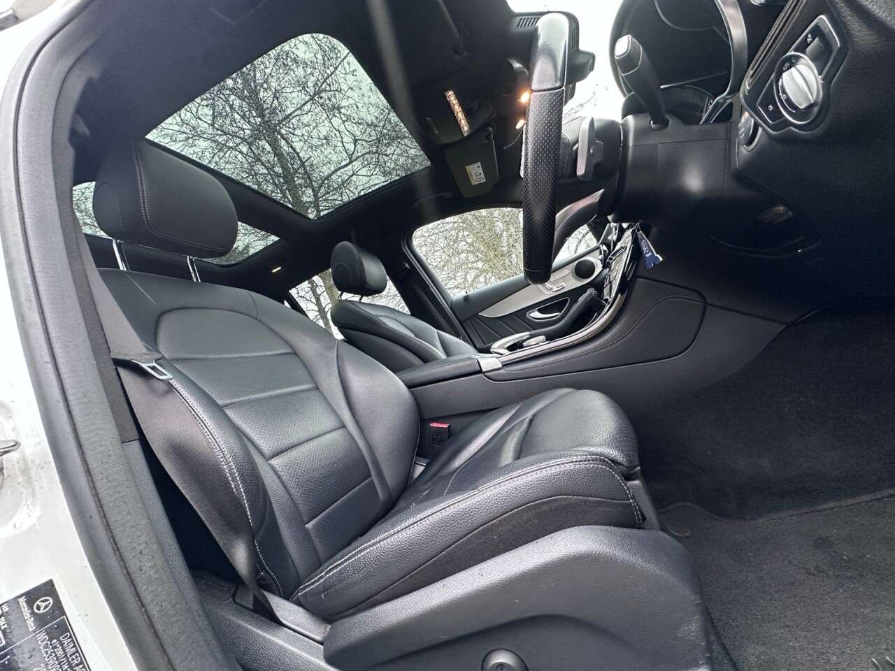 A 2017 MERCEDES GLC-CLASS GLC 250 D 4MATIC AMG LINE PREMIUM A 2017 MERCEDES GLC-CLASS GLC 250 D 4MATIC AMG LINE PREMIUM