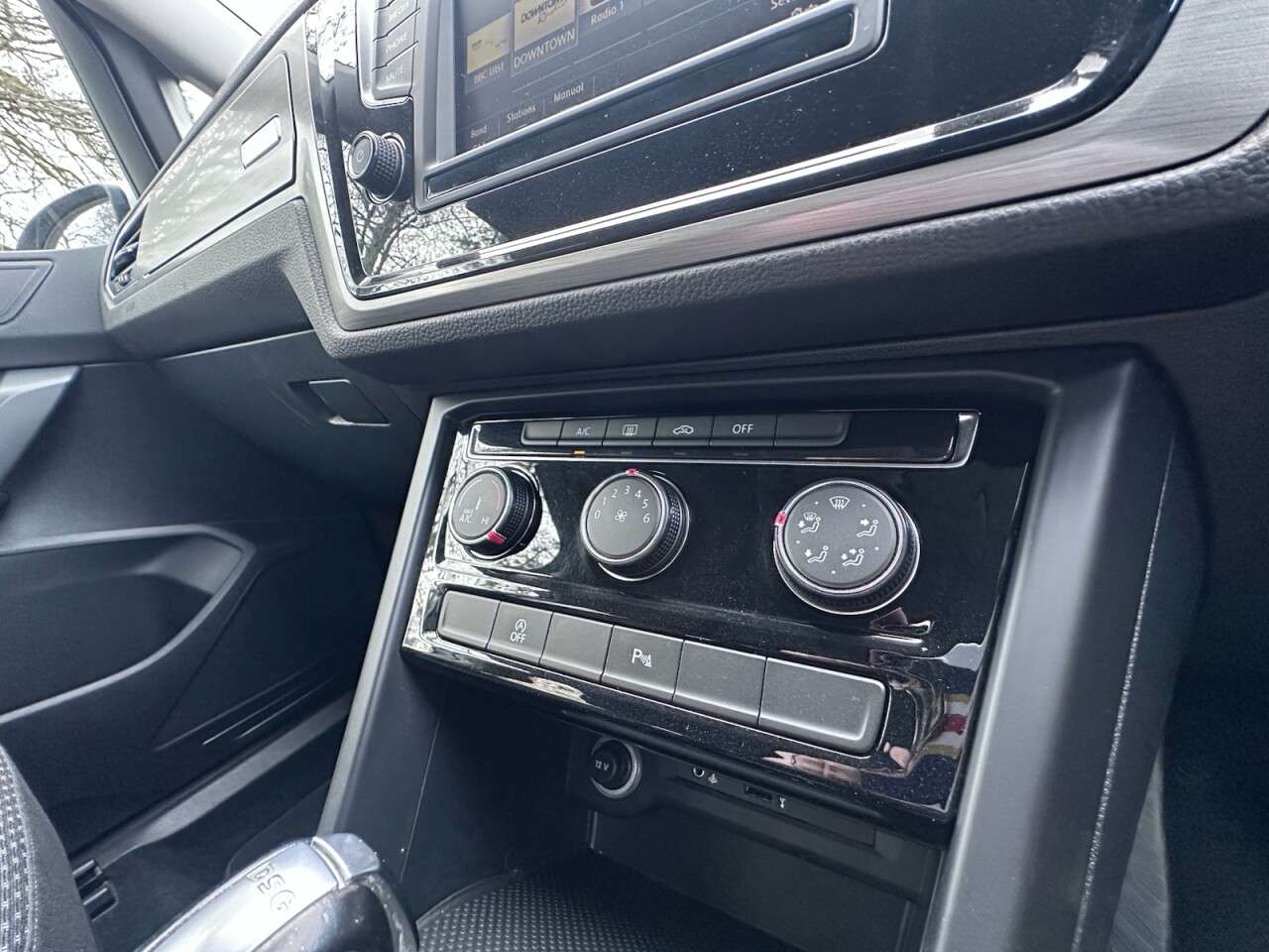 2017 VOLKSWAGEN TOURAN 2017 VOLKSWAGEN TOURAN