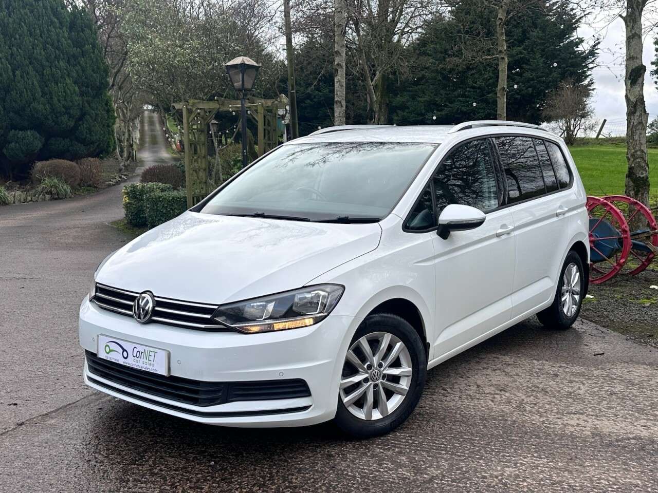 2017 VOLKSWAGEN TOURAN 2017 VOLKSWAGEN TOURAN