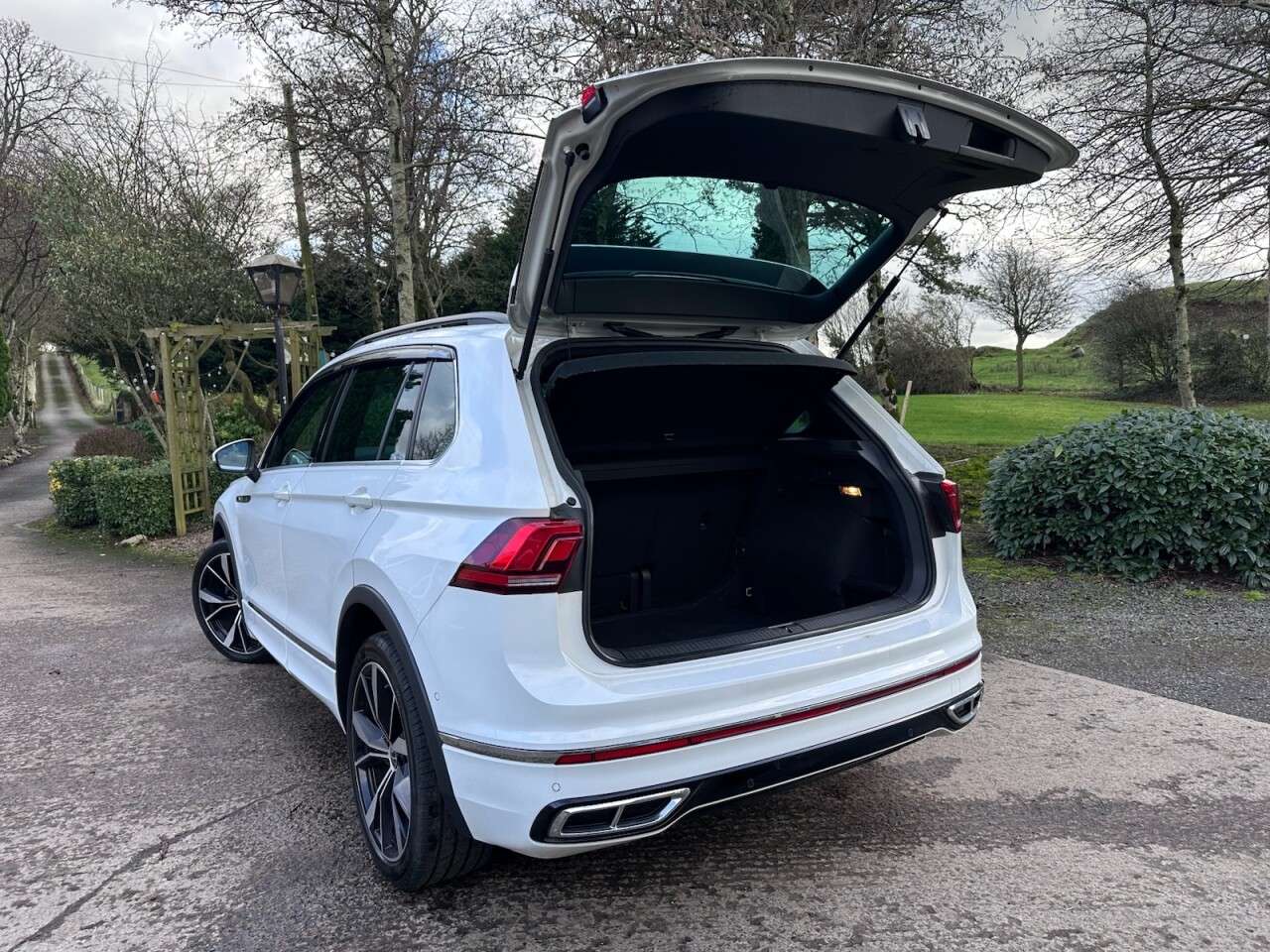 2021 VOLKSWAGEN TIGUAN 2021 VOLKSWAGEN TIGUAN