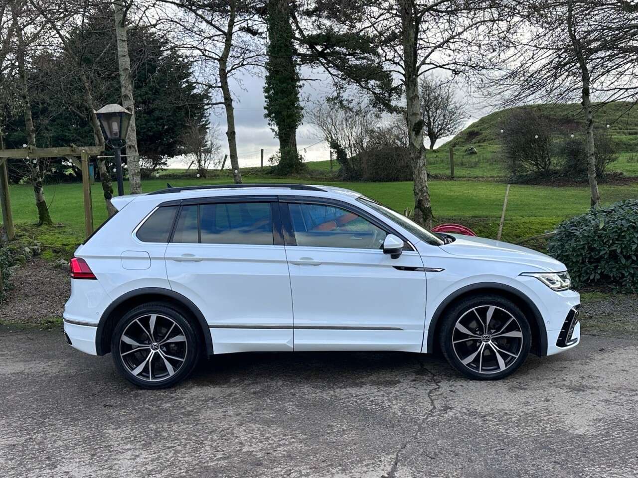 2021 VOLKSWAGEN TIGUAN 2021 VOLKSWAGEN TIGUAN
